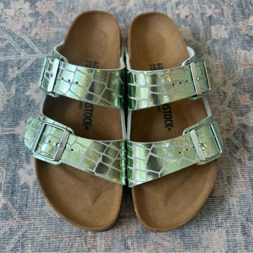🆕 Birkenstock Mineral Gator Green Arizona Sandal Suede Footbed, Size 40 EU